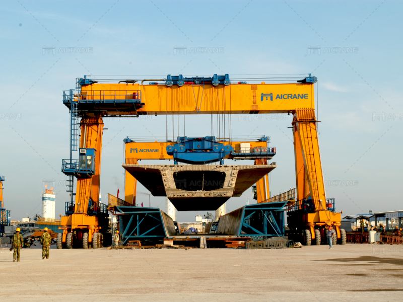 straddle carrier gantry crane solution