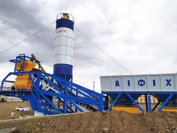 AJY 35 mini mobile concrete plant in Uzbekistan